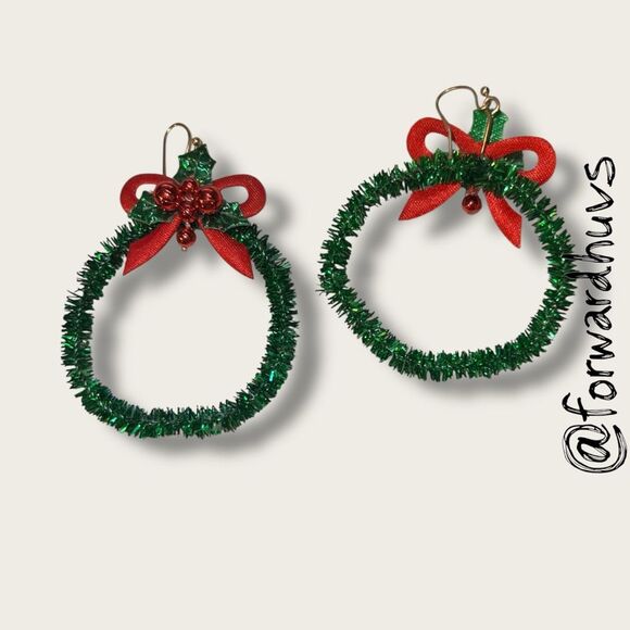 Bundle Sale 3 for $15 | Handcrafted Christmas Wreath Earrings - Picture 4 of 6